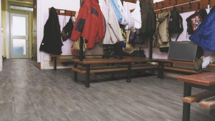 Gerflor Insight X'Press - hochwertiger selbstklebender Designbelag in Fliesenfor