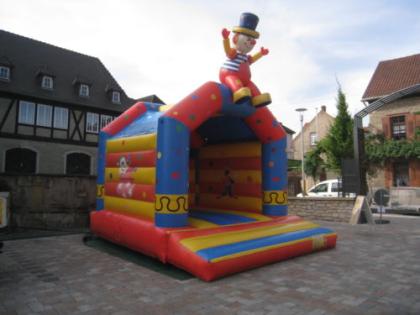 Hüpfburgen zu vermieten