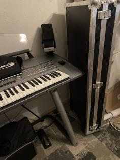 Yamaha Tyros 5 61 Tasten gebraucht /Privat