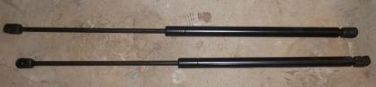 Zwei Heckklappendämpfer VW Original 1H9 827 550 A 