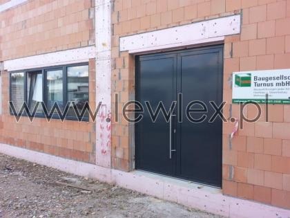 Neue Glastüren mit Alu-Beschläge 3 Jahre Gewährleistung