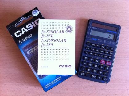 CASIO fx-82 SOLAR scientific fraction wissenschaftlicher Taschenrechner, vollstä