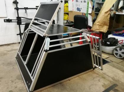 Qualitativ hochwertige Hundebox