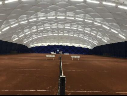 Verkaufe 3-Feld Traglufthalle gebraucht. 3 Schicht!