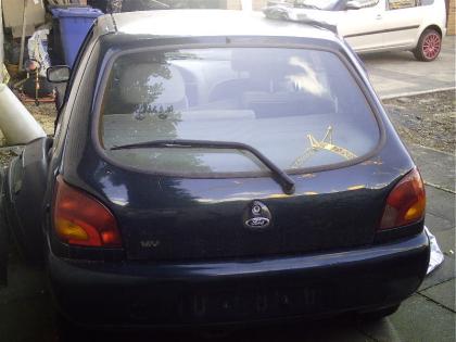 Ford Fiesta 4 in Teilen