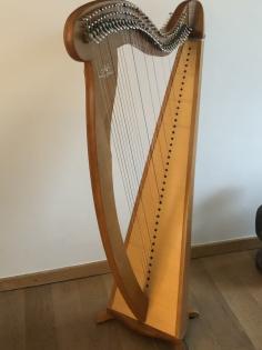 Haken Harfe CAMAC France, Melusine 38 Saiten Merisier/Kirschholz