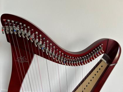 Camac Hermine Haken-Harfe (Mahagoni) 34 Saiten - mit Herstellergarantie bis 16.0