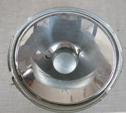 Reflektor aus VW Käfer 1970er Bosch 1 305 313 936 