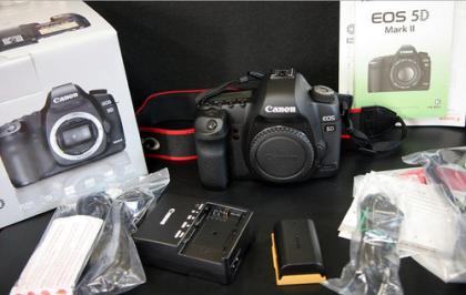 Canon EOS 5D Mark II 21.1 MP Digitalkamera 
