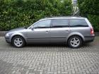 VW Passat Kombi TDI 1,9 mit Sportfahrwerk außer Leder alles.