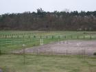 PFEREDEBOX MIT ANGRENZENDEM SANDPADDOCK FREI