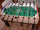 Tischkicker in neuwertigem Zustand  NP 500 EUR 
