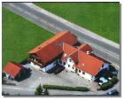 Verkaufe Mehrfamilienhaus mit 6 Wohnungen und gewerblichen Raumen, 2 Garagen und
