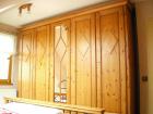 Komplettes Schlafzimmer 5 teilig Massivholz an Selbstabholer