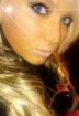 Bin blond und habe blaue Augen