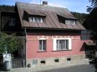 Ein Einfamilienhaus zu verkaufen