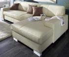 Neuwertiges Schlaf-Ecksofa mit Hocker