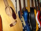Preiswerter Gitarrenunterricht von erfahrenem Musiklehrer