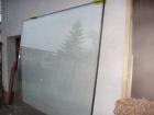 Schaufenster mit seitenteil und tür