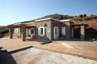 Traumhafte Villa aus Naturstein auf Andros / Griechenland