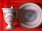 Tasse m Untertasse