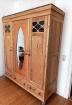 Großer Bauernschrank Kleiderschrank Holz natur mit Spiegel